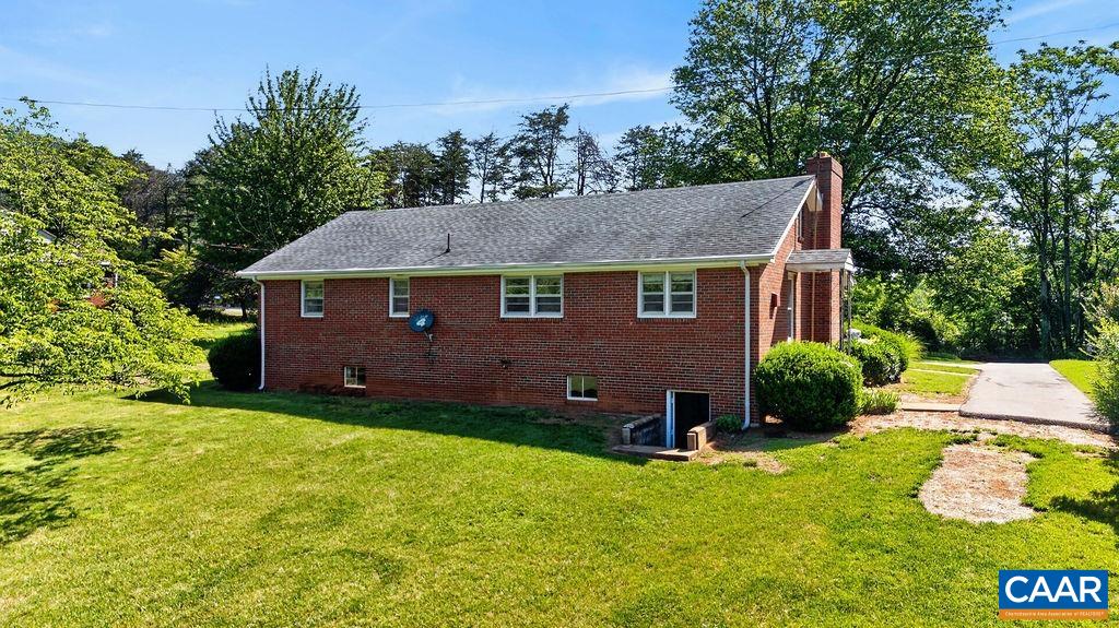 1877 AFTON MOUNTAIN RD, AFTON, Virginia 22920, 3 Bedrooms Bedrooms, ,1 BathroomBathrooms,Residential,1877 AFTON MOUNTAIN RD,677969 MLS # 677969