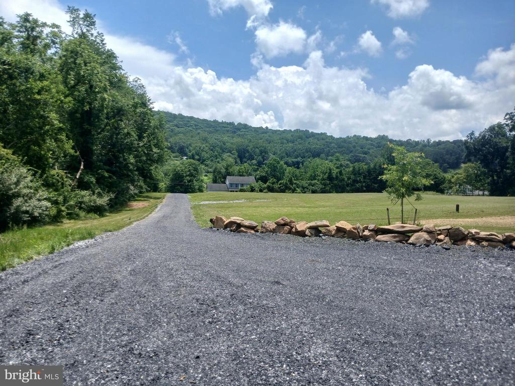 CAROLYNS WAY, LINDEN, Virginia 22642, ,Land,CAROLYNS WAY,VAFQ2022328 MLS # VAFQ2022328