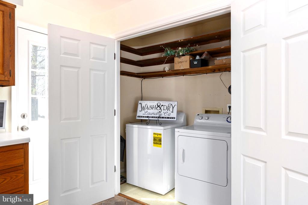 5527 SMITH STATION RD, FREDERICKSBURG, Virginia 22407, 2 Bedrooms Bedrooms, ,2 BathroomsBathrooms,Residential,5527 SMITH STATION RD,VASP2039944 MLS # VASP2039944