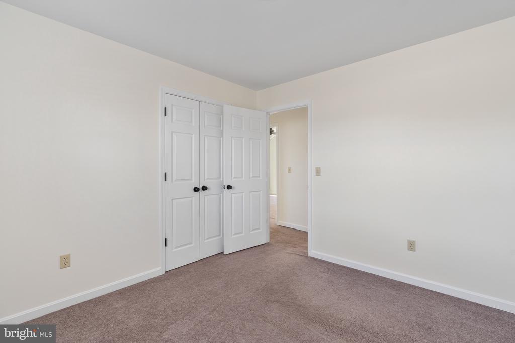 5527 SMITH STATION RD, FREDERICKSBURG, Virginia 22407, 2 Bedrooms Bedrooms, ,2 BathroomsBathrooms,Residential,5527 SMITH STATION RD,VASP2039944 MLS # VASP2039944