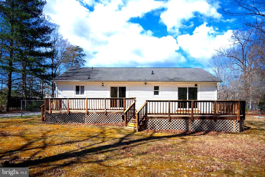 5527 SMITH STATION RD, FREDERICKSBURG, Virginia 22407, 2 Bedrooms Bedrooms, ,2 BathroomsBathrooms,Residential,5527 SMITH STATION RD,VASP2039944 MLS # VASP2039944