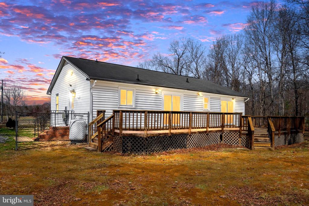 5527 SMITH STATION RD, FREDERICKSBURG, Virginia 22407, 2 Bedrooms Bedrooms, ,2 BathroomsBathrooms,Residential,5527 SMITH STATION RD,VASP2039944 MLS # VASP2039944