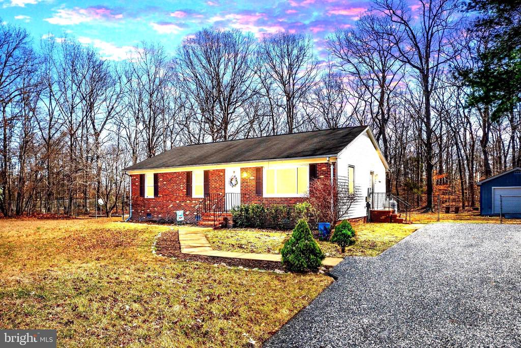 5527 SMITH STATION RD, FREDERICKSBURG, Virginia 22407, 2 Bedrooms Bedrooms, ,2 BathroomsBathrooms,Residential,5527 SMITH STATION RD,VASP2039944 MLS # VASP2039944