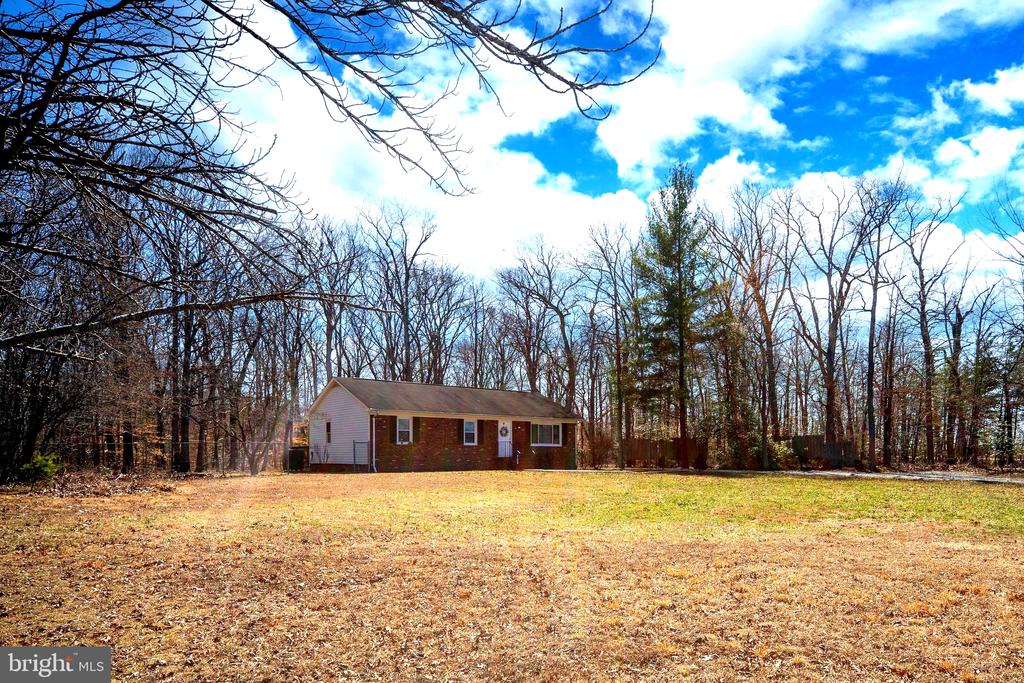 5527 SMITH STATION RD, FREDERICKSBURG, Virginia 22407, 2 Bedrooms Bedrooms, ,2 BathroomsBathrooms,Residential,5527 SMITH STATION RD,VASP2039944 MLS # VASP2039944
