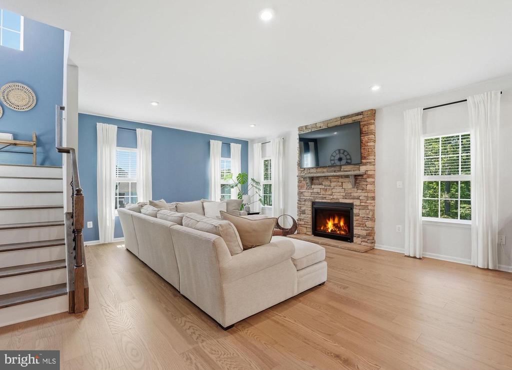 11312 OAKVILLE LN, SPOTSYLVANIA, Virginia 22551, 4 Bedrooms Bedrooms, ,3 BathroomsBathrooms,Residential,11312 OAKVILLE LN,VASP2042520 MLS # VASP2042520