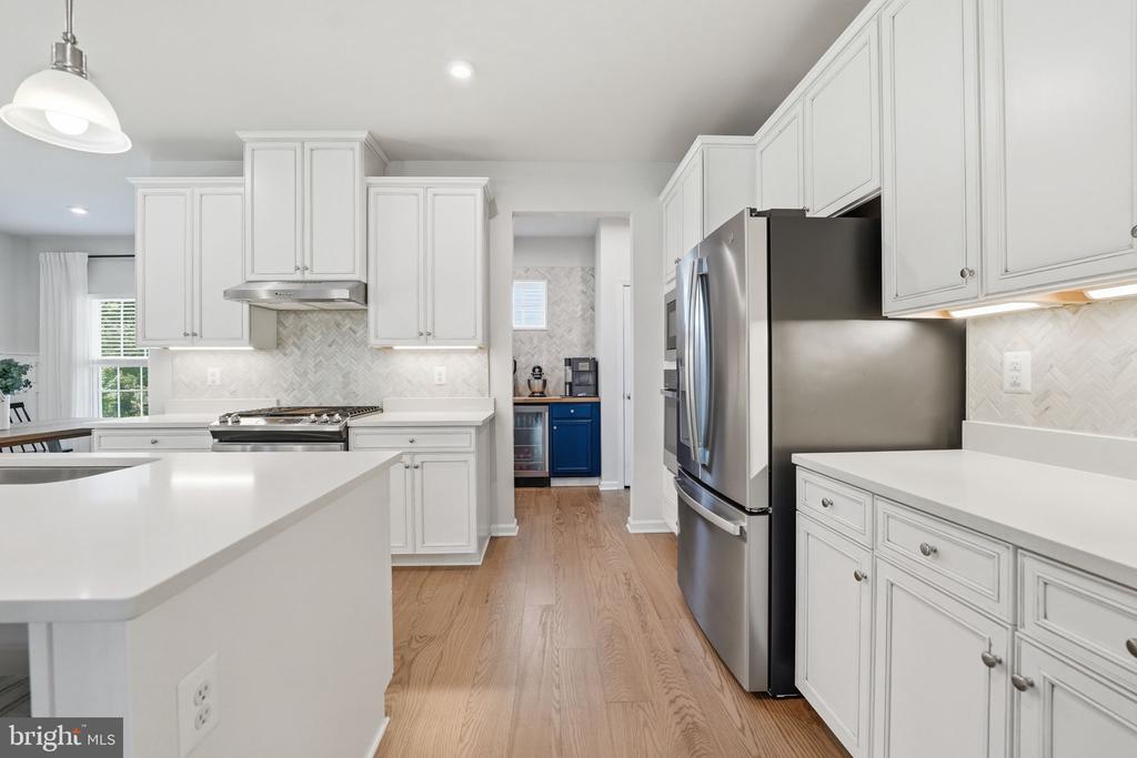 11312 OAKVILLE LN, SPOTSYLVANIA, Virginia 22551, 4 Bedrooms Bedrooms, ,3 BathroomsBathrooms,Residential,11312 OAKVILLE LN,VASP2042520 MLS # VASP2042520