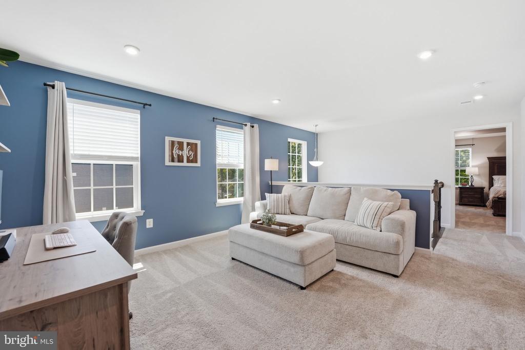 11312 OAKVILLE LN, SPOTSYLVANIA, Virginia 22551, 4 Bedrooms Bedrooms, ,3 BathroomsBathrooms,Residential,11312 OAKVILLE LN,VASP2042520 MLS # VASP2042520