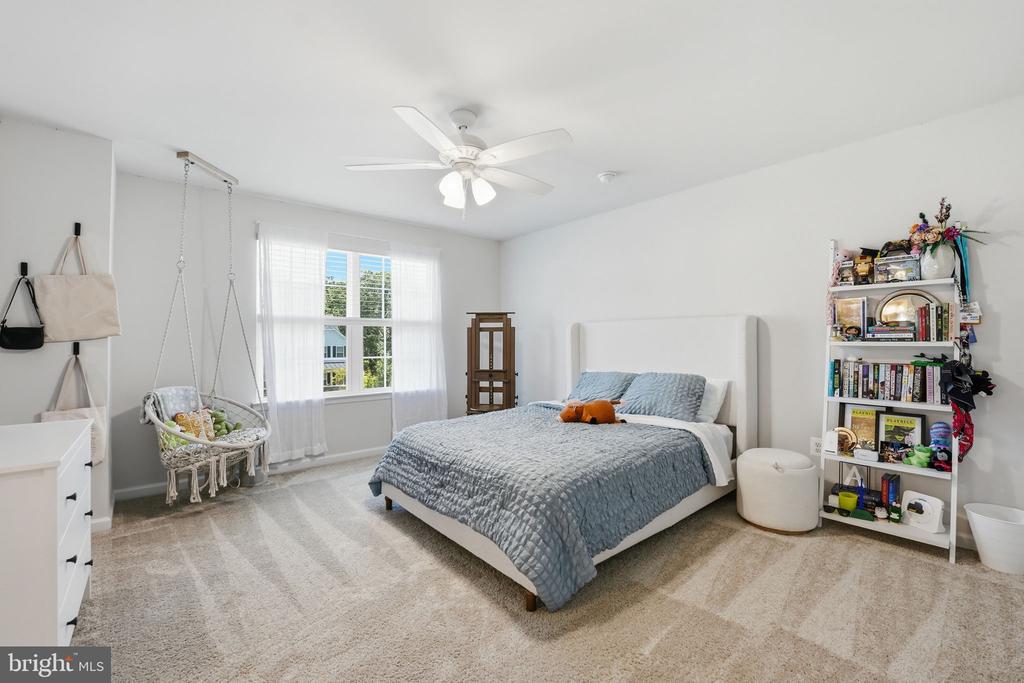 11312 OAKVILLE LN, SPOTSYLVANIA, Virginia 22551, 4 Bedrooms Bedrooms, ,3 BathroomsBathrooms,Residential,11312 OAKVILLE LN,VASP2042520 MLS # VASP2042520