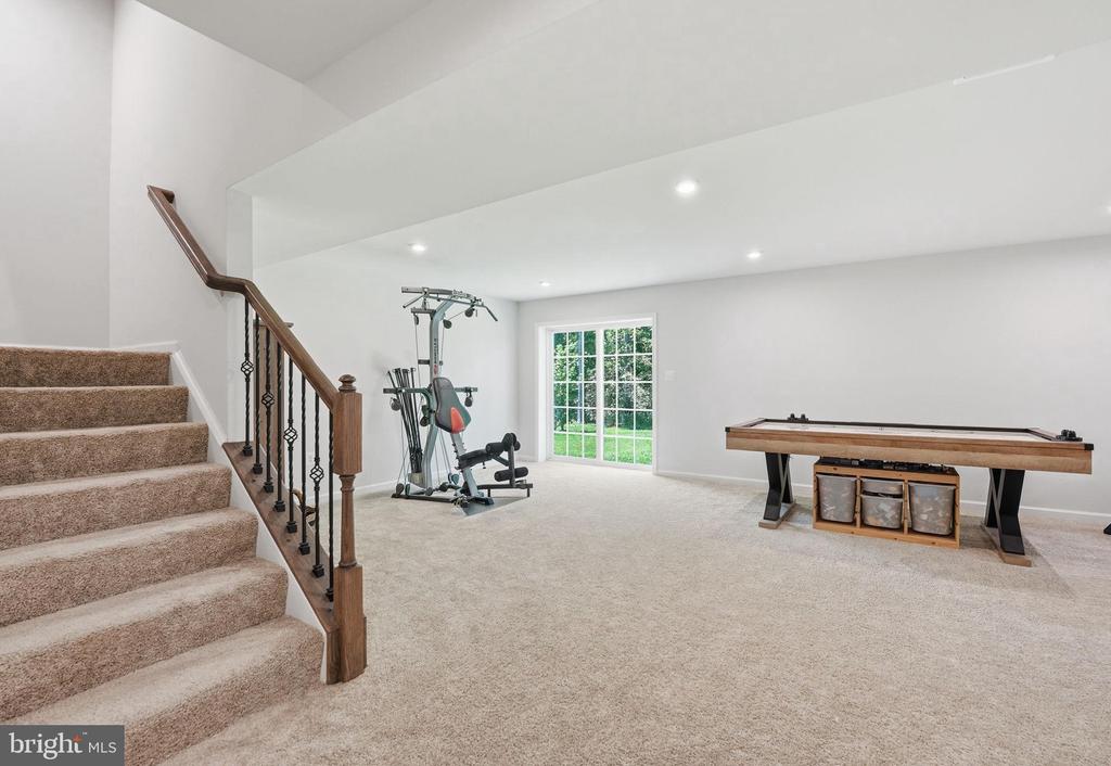 11312 OAKVILLE LN, SPOTSYLVANIA, Virginia 22551, 4 Bedrooms Bedrooms, ,3 BathroomsBathrooms,Residential,11312 OAKVILLE LN,VASP2042520 MLS # VASP2042520