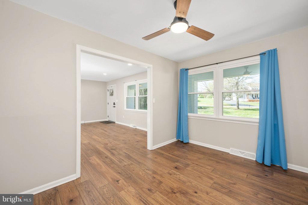 18493 COLONIAL DR, CULPEPER, Virginia 22701, 3 Bedrooms Bedrooms, ,3 BathroomsBathrooms,Residential,CARLTON HILLS,18493 COLONIAL DR,VACU2013916 MLS # VACU2013916