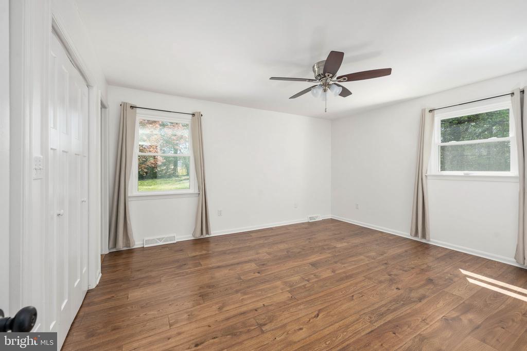 18493 COLONIAL DR, CULPEPER, Virginia 22701, 3 Bedrooms Bedrooms, ,3 BathroomsBathrooms,Residential,CARLTON HILLS,18493 COLONIAL DR,VACU2013916 MLS # VACU2013916