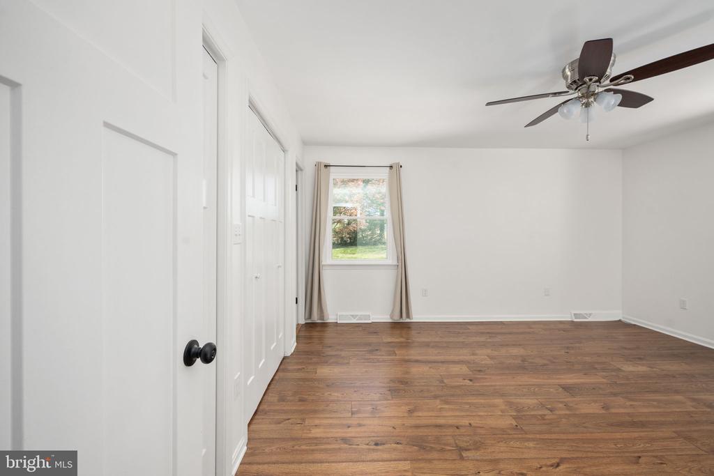 18493 COLONIAL DR, CULPEPER, Virginia 22701, 3 Bedrooms Bedrooms, ,3 BathroomsBathrooms,Residential,CARLTON HILLS,18493 COLONIAL DR,VACU2013916 MLS # VACU2013916