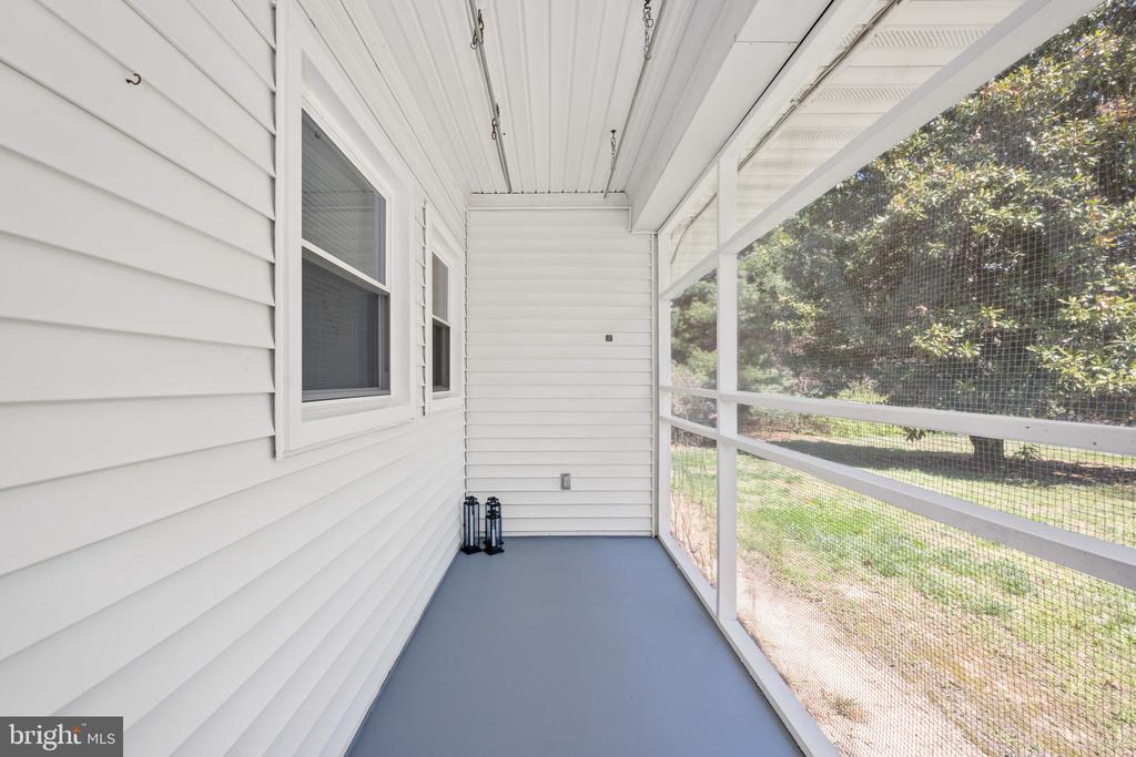 18493 COLONIAL DR, CULPEPER, Virginia 22701, 3 Bedrooms Bedrooms, ,3 BathroomsBathrooms,Residential,CARLTON HILLS,18493 COLONIAL DR,VACU2013916 MLS # VACU2013916