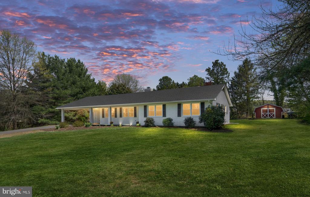 18493 COLONIAL DR, CULPEPER, Virginia 22701, 3 Bedrooms Bedrooms, ,3 BathroomsBathrooms,Residential,CARLTON HILLS,18493 COLONIAL DR,VACU2013916 MLS # VACU2013916
