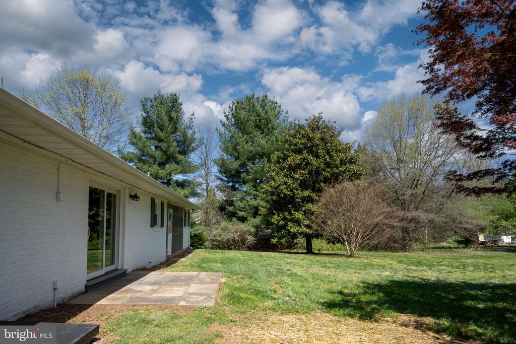 18493 COLONIAL DR, CULPEPER, Virginia 22701, 3 Bedrooms Bedrooms, ,3 BathroomsBathrooms,Residential,CARLTON HILLS,18493 COLONIAL DR,VACU2013916 MLS # VACU2013916