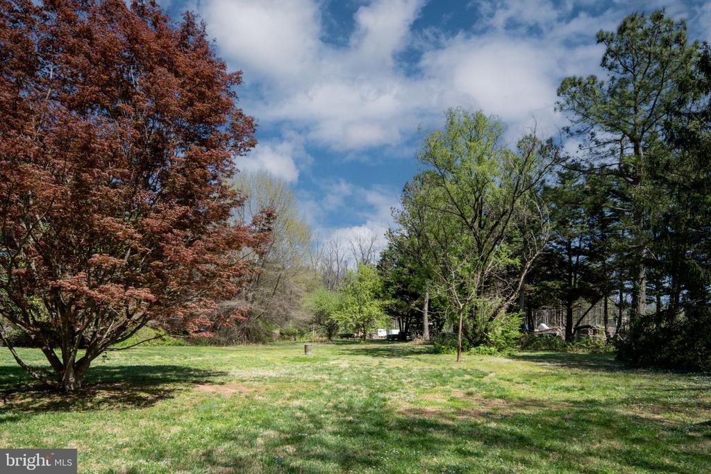 18493 COLONIAL DR, CULPEPER, Virginia 22701, 3 Bedrooms Bedrooms, ,3 BathroomsBathrooms,Residential,CARLTON HILLS,18493 COLONIAL DR,VACU2013916 MLS # VACU2013916
