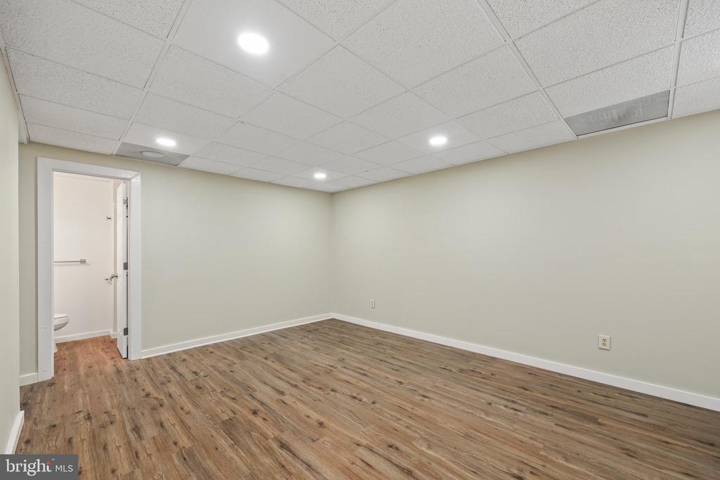 10205 HELENA TER, SPOTSYLVANIA, Virginia 22553, 4 Bedrooms Bedrooms, ,3 BathroomsBathrooms,Residential,10205 HELENA TER,VASP2042486 MLS # VASP2042486