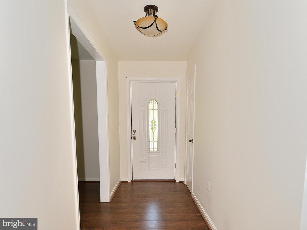 9597 ROUTTS HILL RD, WARRENTON, Virginia 20186, 3 Bedrooms Bedrooms, ,2 BathroomsBathrooms,Residential,9597 ROUTTS HILL RD,VAFQ2022366 MLS # VAFQ2022366