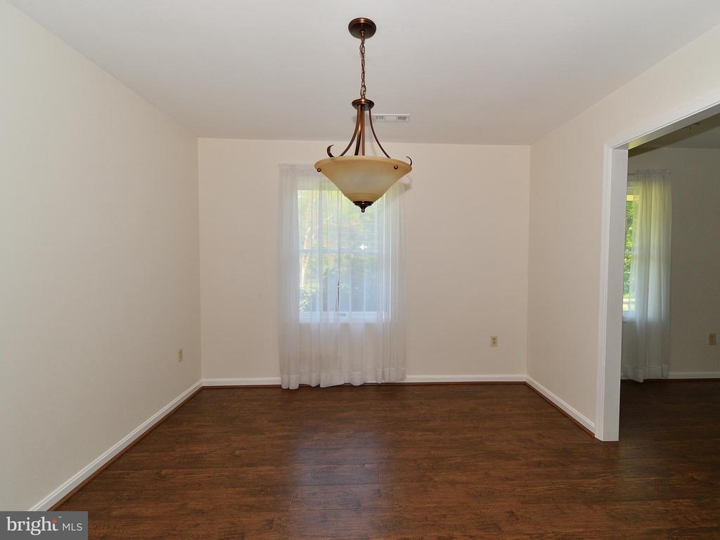 9597 ROUTTS HILL RD, WARRENTON, Virginia 20186, 3 Bedrooms Bedrooms, ,2 BathroomsBathrooms,Residential,9597 ROUTTS HILL RD,VAFQ2022366 MLS # VAFQ2022366