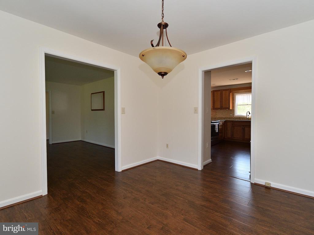 9597 ROUTTS HILL RD, WARRENTON, Virginia 20186, 3 Bedrooms Bedrooms, ,2 BathroomsBathrooms,Residential,9597 ROUTTS HILL RD,VAFQ2022366 MLS # VAFQ2022366