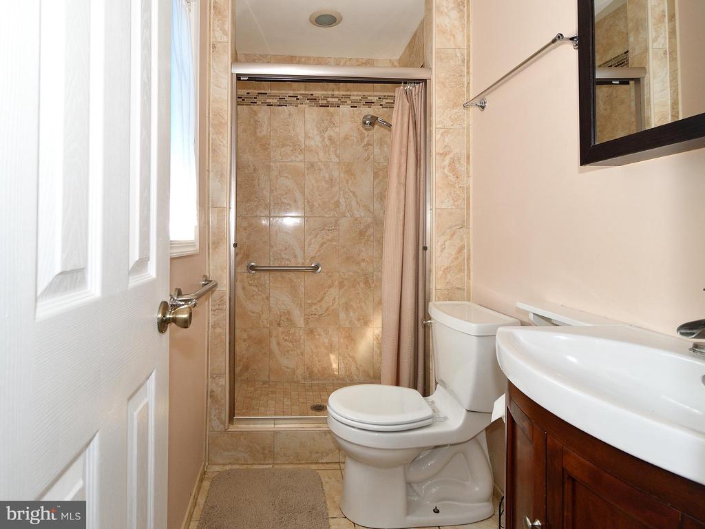 9597 ROUTTS HILL RD, WARRENTON, Virginia 20186, 3 Bedrooms Bedrooms, ,2 BathroomsBathrooms,Residential,9597 ROUTTS HILL RD,VAFQ2022366 MLS # VAFQ2022366