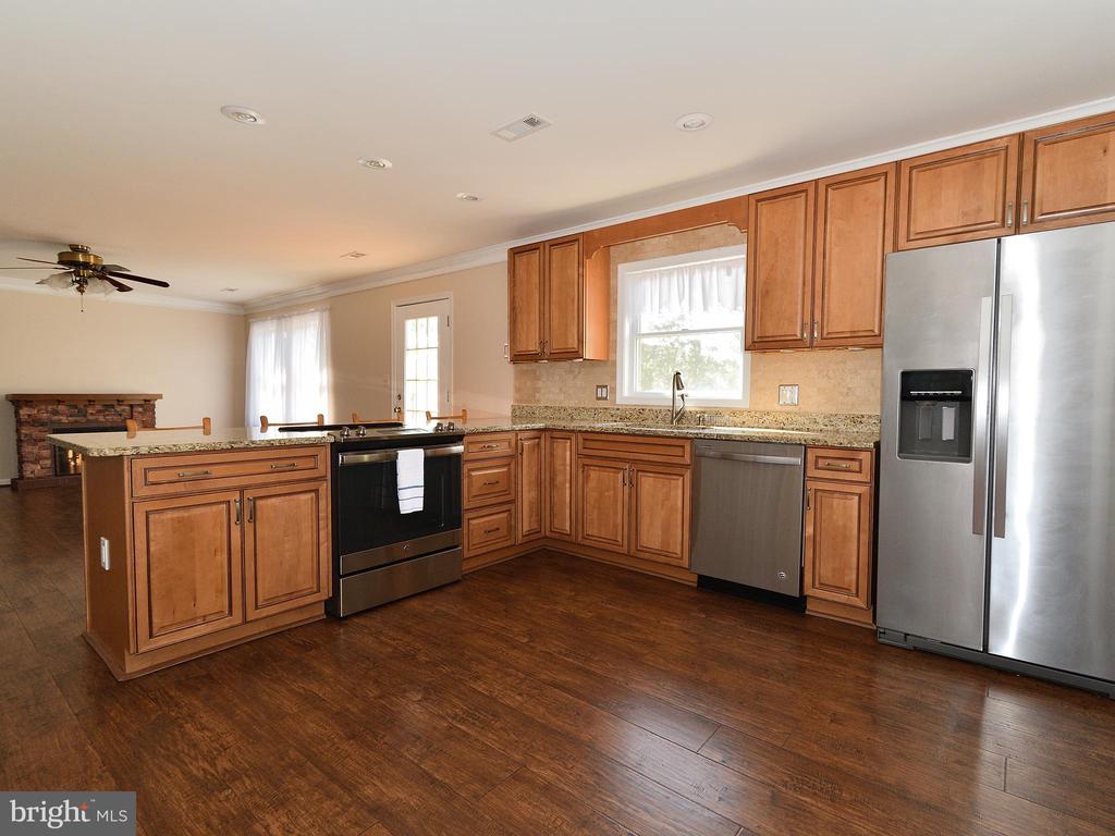 9597 ROUTTS HILL RD, WARRENTON, Virginia 20186, 3 Bedrooms Bedrooms, ,2 BathroomsBathrooms,Residential,9597 ROUTTS HILL RD,VAFQ2022366 MLS # VAFQ2022366