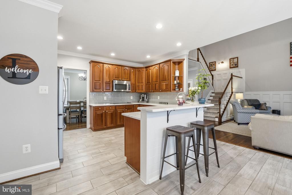 12140 BRENT TOWN RD, MIDLAND, Virginia 22728, 4 Bedrooms Bedrooms, ,4 BathroomsBathrooms,Residential,12140 BRENT TOWN RD,VAFQ2022388 MLS # VAFQ2022388