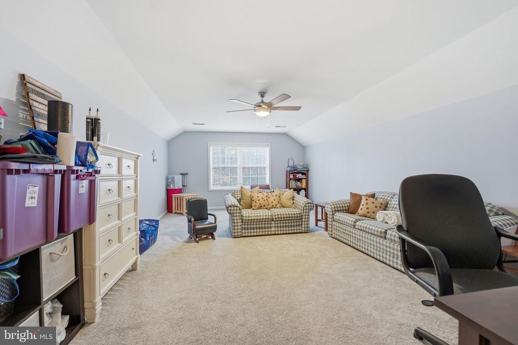 12140 BRENT TOWN RD, MIDLAND, Virginia 22728, 4 Bedrooms Bedrooms, ,4 BathroomsBathrooms,Residential,12140 BRENT TOWN RD,VAFQ2022388 MLS # VAFQ2022388