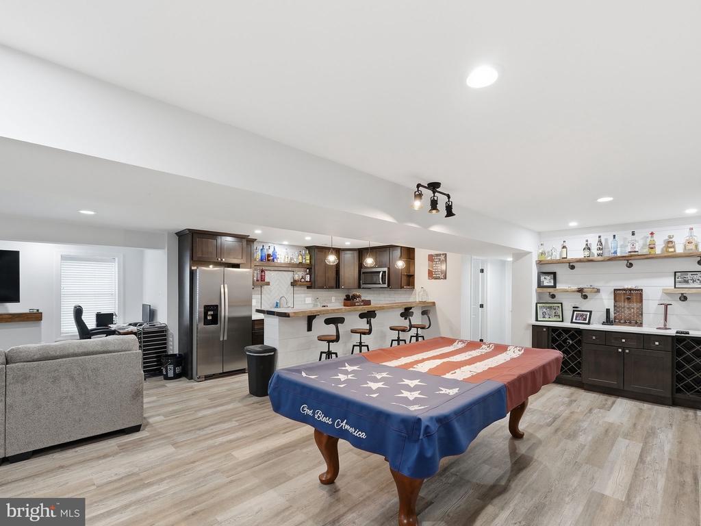 12140 BRENT TOWN RD, MIDLAND, Virginia 22728, 4 Bedrooms Bedrooms, ,4 BathroomsBathrooms,Residential,12140 BRENT TOWN RD,VAFQ2022388 MLS # VAFQ2022388