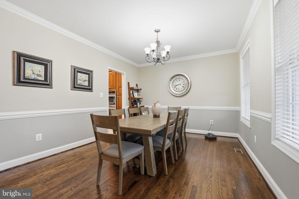12140 BRENT TOWN RD, MIDLAND, Virginia 22728, 4 Bedrooms Bedrooms, ,4 BathroomsBathrooms,Residential,12140 BRENT TOWN RD,VAFQ2022388 MLS # VAFQ2022388