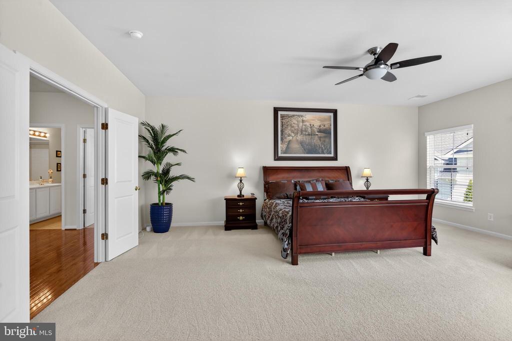 7153 COMRIE CT, WARRENTON, Virginia 20187, 5 Bedrooms Bedrooms, ,4 BathroomsBathrooms,Residential,7153 COMRIE CT,VAFQ2022390 MLS # VAFQ2022390