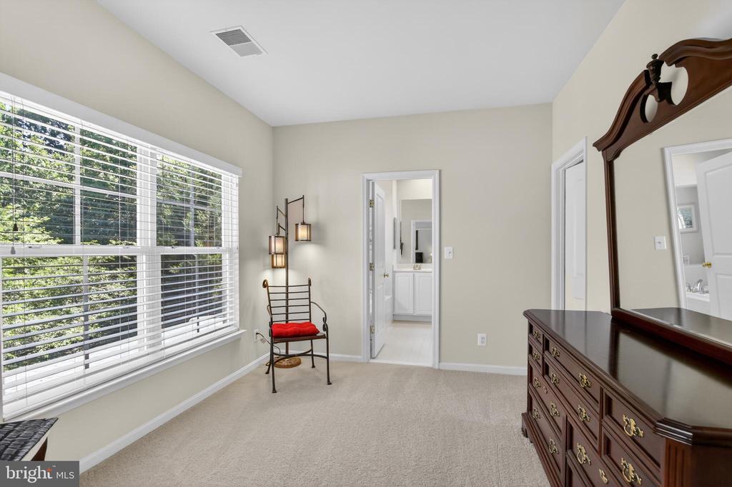 7153 COMRIE CT, WARRENTON, Virginia 20187, 5 Bedrooms Bedrooms, ,4 BathroomsBathrooms,Residential,7153 COMRIE CT,VAFQ2022390 MLS # VAFQ2022390