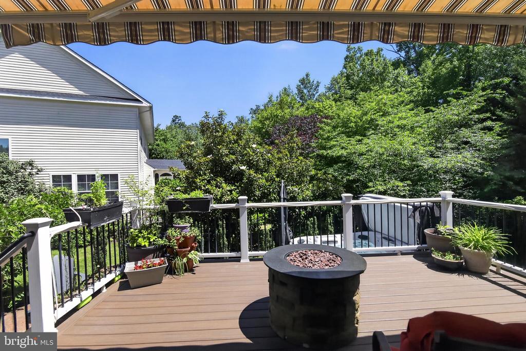 7153 COMRIE CT, WARRENTON, Virginia 20187, 5 Bedrooms Bedrooms, ,4 BathroomsBathrooms,Residential,7153 COMRIE CT,VAFQ2022390 MLS # VAFQ2022390