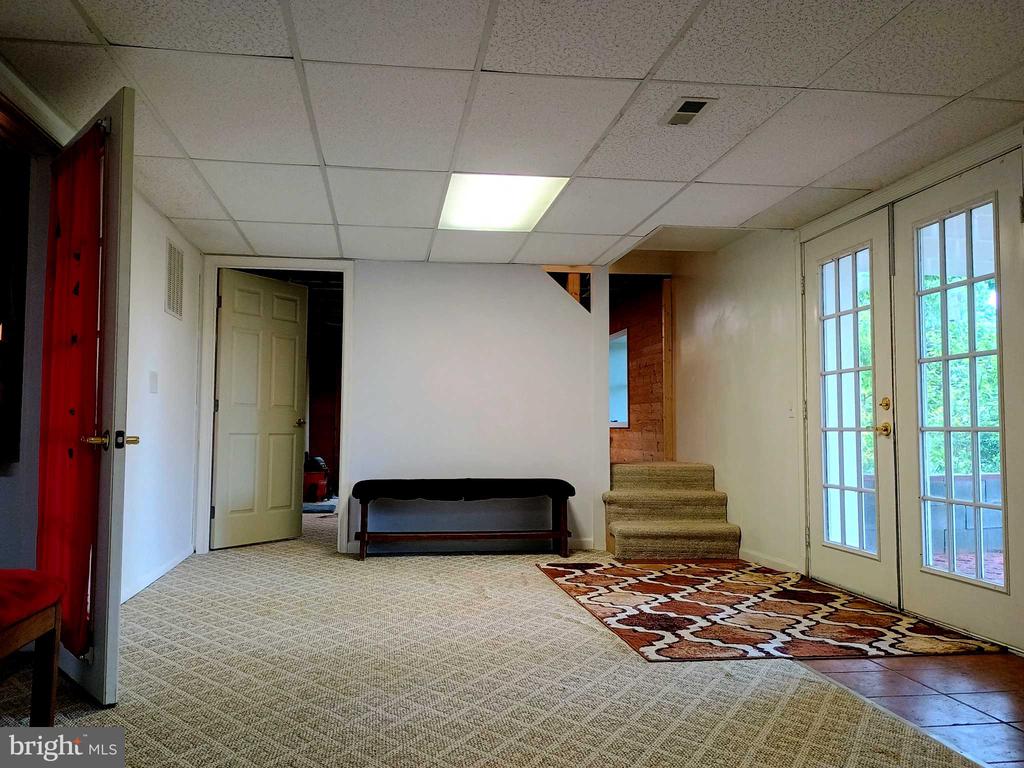 147 BLUE RIDGE AVE, CHESTER GAP, Virginia 22623, 4 Bedrooms Bedrooms, ,3 BathroomsBathrooms,Residential,147 BLUE RIDGE AVE,VARP2002674 MLS # VARP2002674