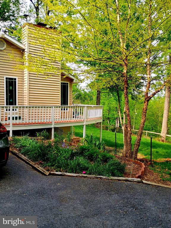 147 BLUE RIDGE AVE, CHESTER GAP, Virginia 22623, 4 Bedrooms Bedrooms, ,3 BathroomsBathrooms,Residential,147 BLUE RIDGE AVE,VARP2002674 MLS # VARP2002674