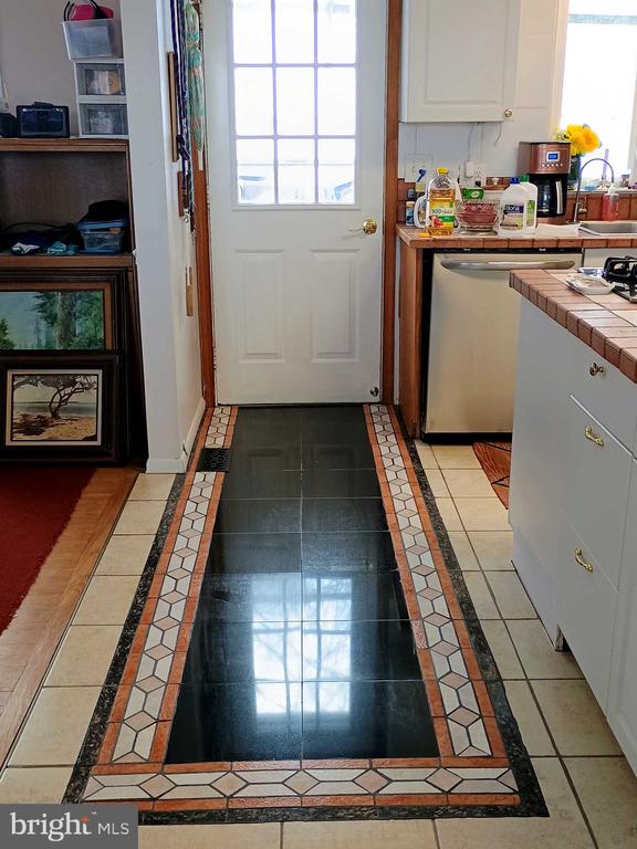 147 BLUE RIDGE AVE, CHESTER GAP, Virginia 22623, 4 Bedrooms Bedrooms, ,3 BathroomsBathrooms,Residential,147 BLUE RIDGE AVE,VARP2002674 MLS # VARP2002674