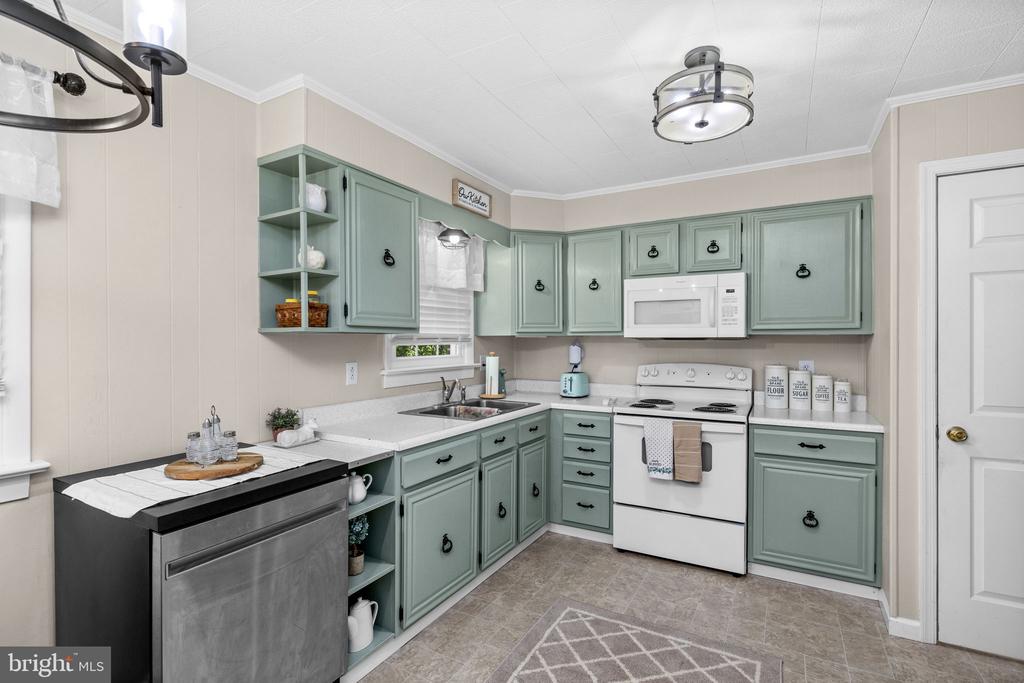 108 MELTON MANOR DR, GORDONSVILLE, Virginia 22942, 3 Bedrooms Bedrooms, ,1 BathroomBathrooms,Residential,108 MELTON MANOR DR,VALA2010016 MLS # VALA2010016
