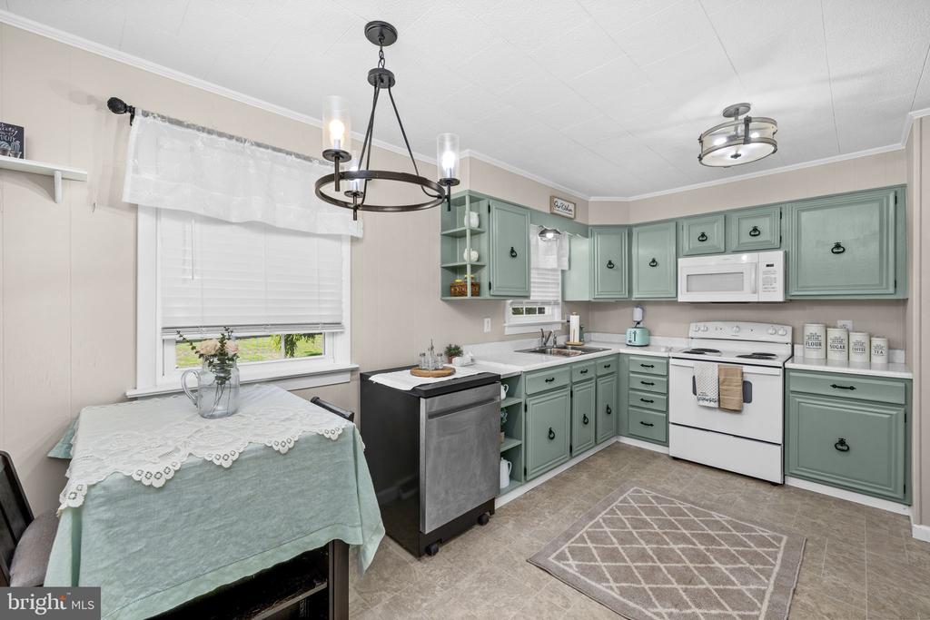 108 MELTON MANOR DR, GORDONSVILLE, Virginia 22942, 3 Bedrooms Bedrooms, ,1 BathroomBathrooms,Residential,108 MELTON MANOR DR,VALA2010016 MLS # VALA2010016