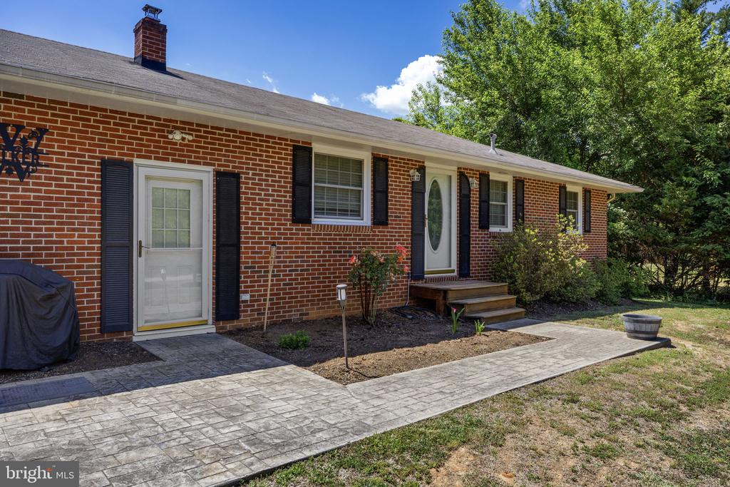 108 MELTON MANOR DR, GORDONSVILLE, Virginia 22942, 3 Bedrooms Bedrooms, ,1 BathroomBathrooms,Residential,108 MELTON MANOR DR,VALA2010016 MLS # VALA2010016