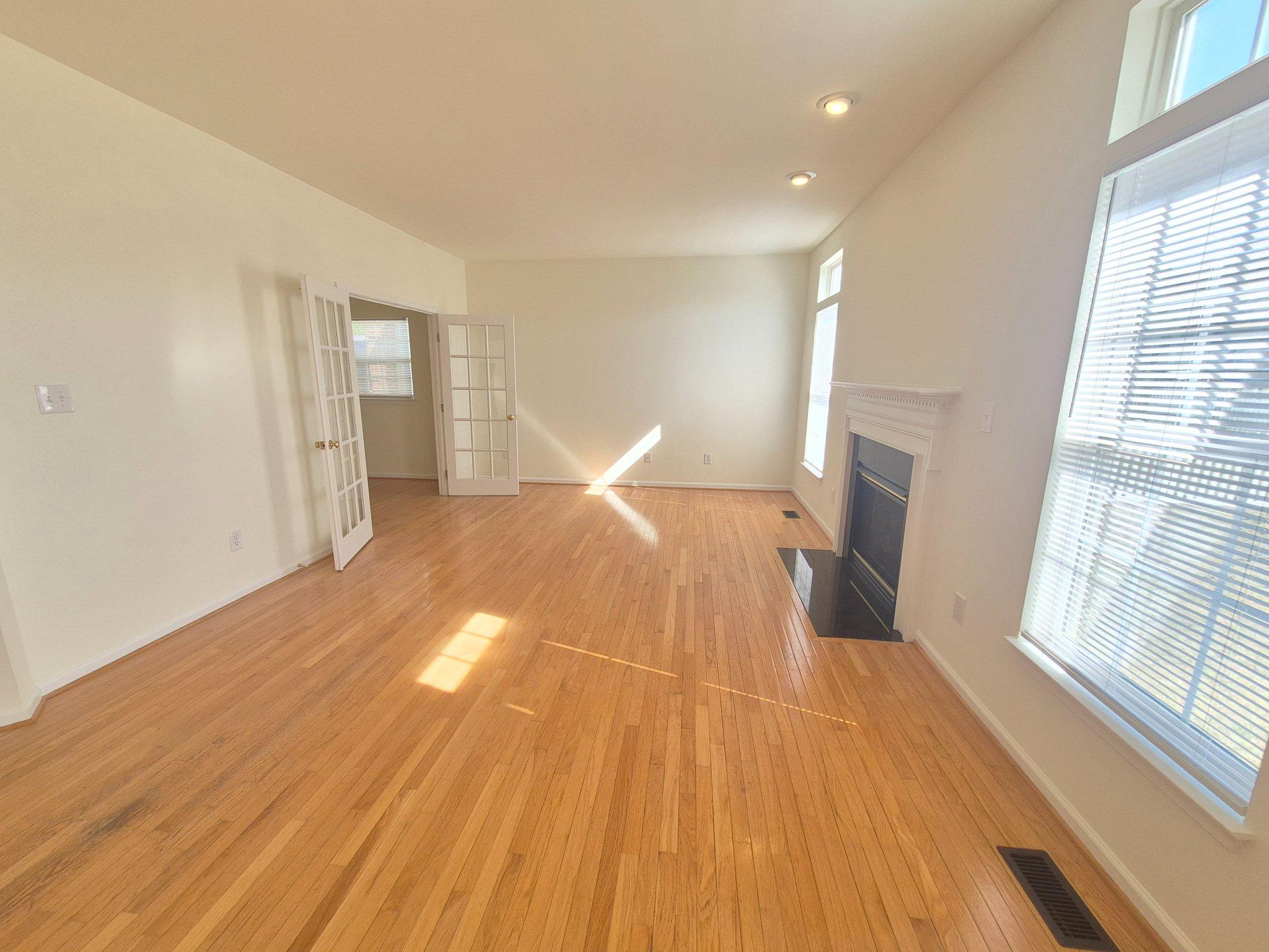 5207 LINDEN DR, FREDERICKSBURG, Virginia 22407, 4 Bedrooms Bedrooms, ,2 BathroomsBathrooms,Residential,5207 LINDEN DR,VASP2042570 MLS # VASP2042570