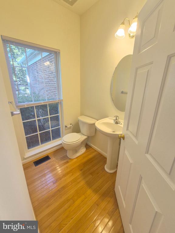 5207 LINDEN DR, FREDERICKSBURG, Virginia 22407, 4 Bedrooms Bedrooms, ,2 BathroomsBathrooms,Residential,5207 LINDEN DR,VASP2042570 MLS # VASP2042570
