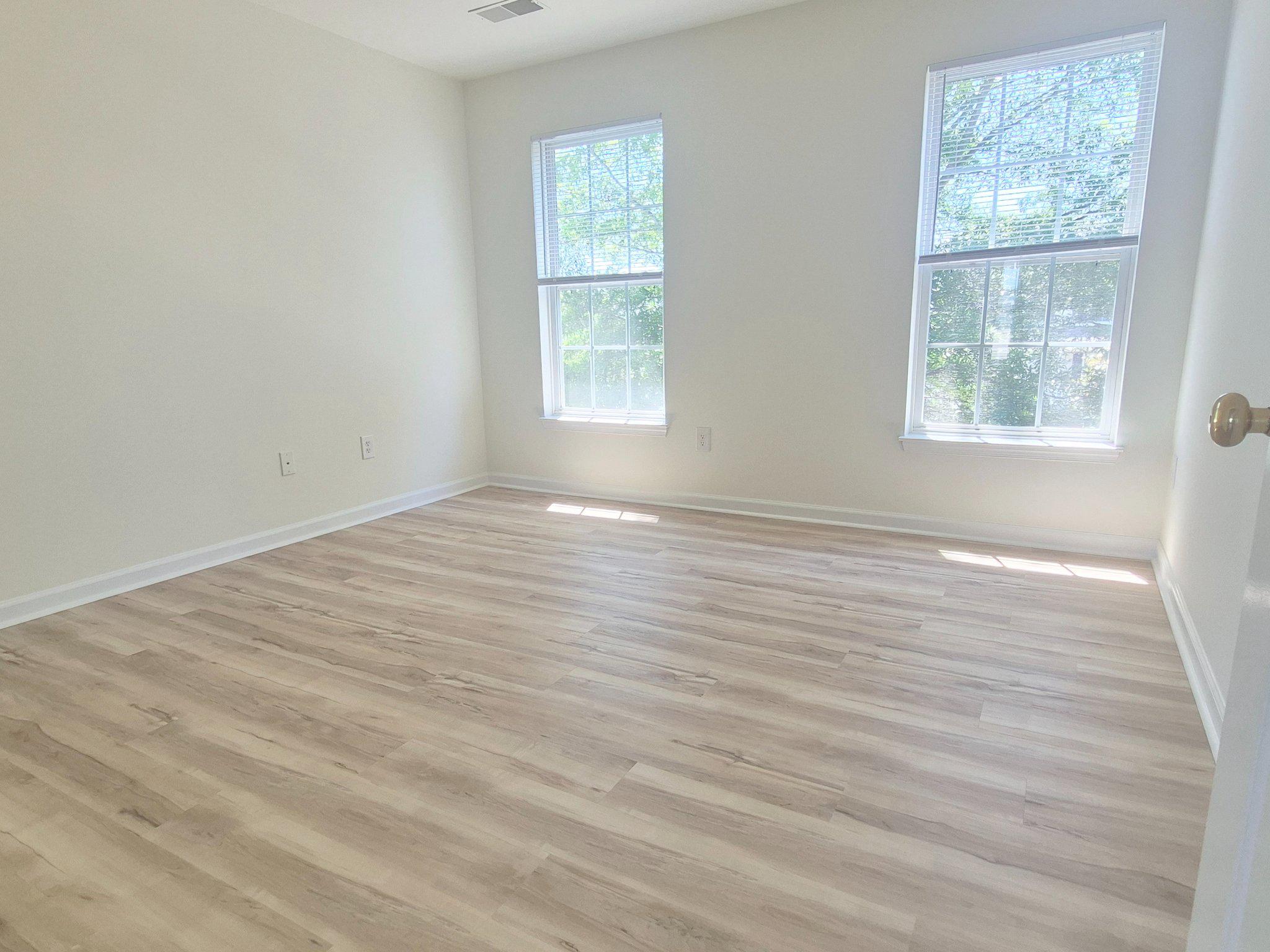 5207 LINDEN DR, FREDERICKSBURG, Virginia 22407, 4 Bedrooms Bedrooms, ,2 BathroomsBathrooms,Residential,5207 LINDEN DR,VASP2042570 MLS # VASP2042570
