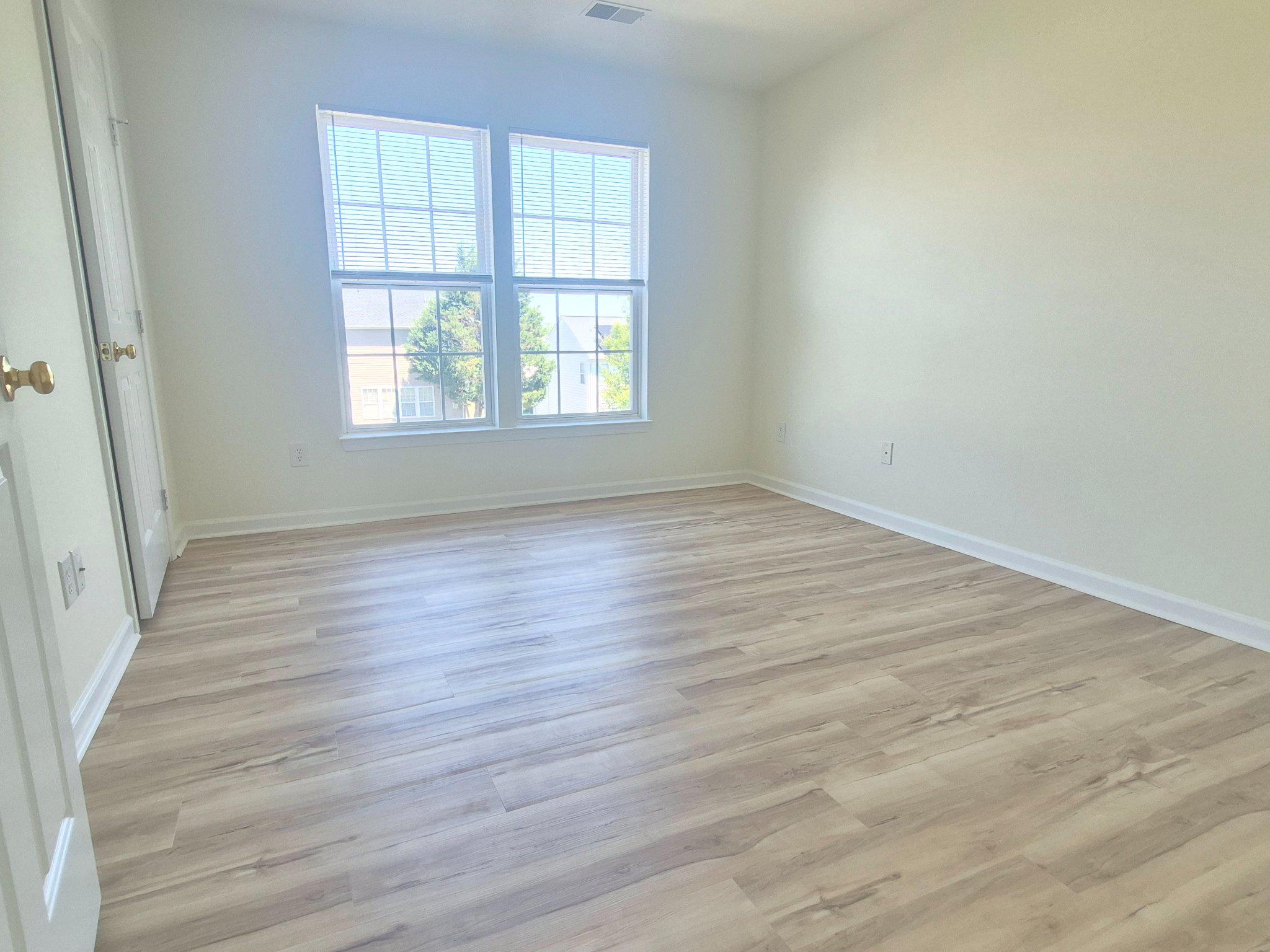 5207 LINDEN DR, FREDERICKSBURG, Virginia 22407, 4 Bedrooms Bedrooms, ,2 BathroomsBathrooms,Residential,5207 LINDEN DR,VASP2042570 MLS # VASP2042570