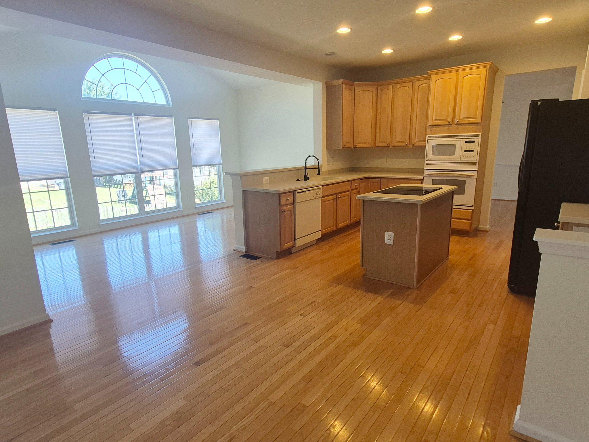 5207 LINDEN DR, FREDERICKSBURG, Virginia 22407, 4 Bedrooms Bedrooms, ,2 BathroomsBathrooms,Residential,5207 LINDEN DR,VASP2042570 MLS # VASP2042570