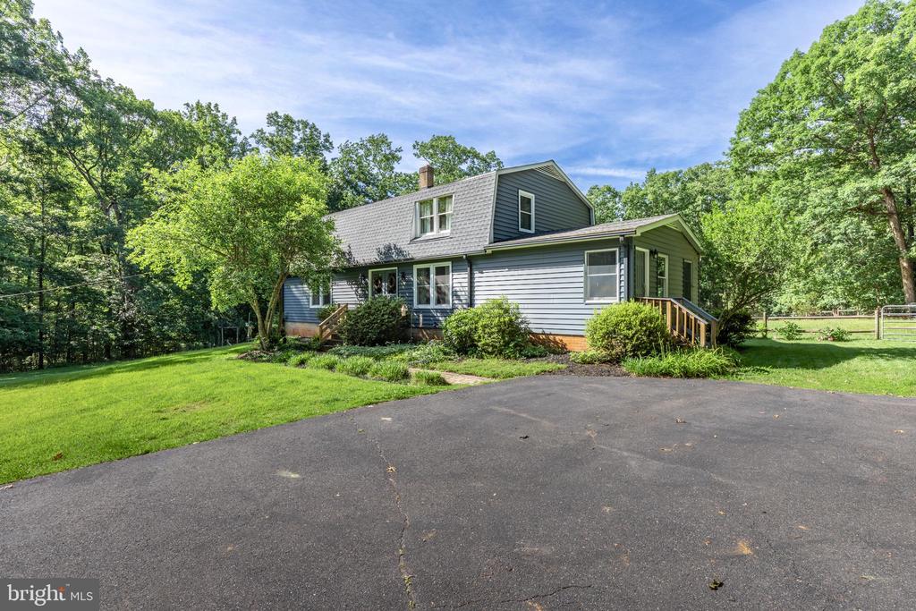 19306 FRAZIER RD, CULPEPER, Virginia 22701, 4 Bedrooms Bedrooms, ,3 BathroomsBathrooms,Residential,19306 FRAZIER RD,VACU2013910 MLS # VACU2013910