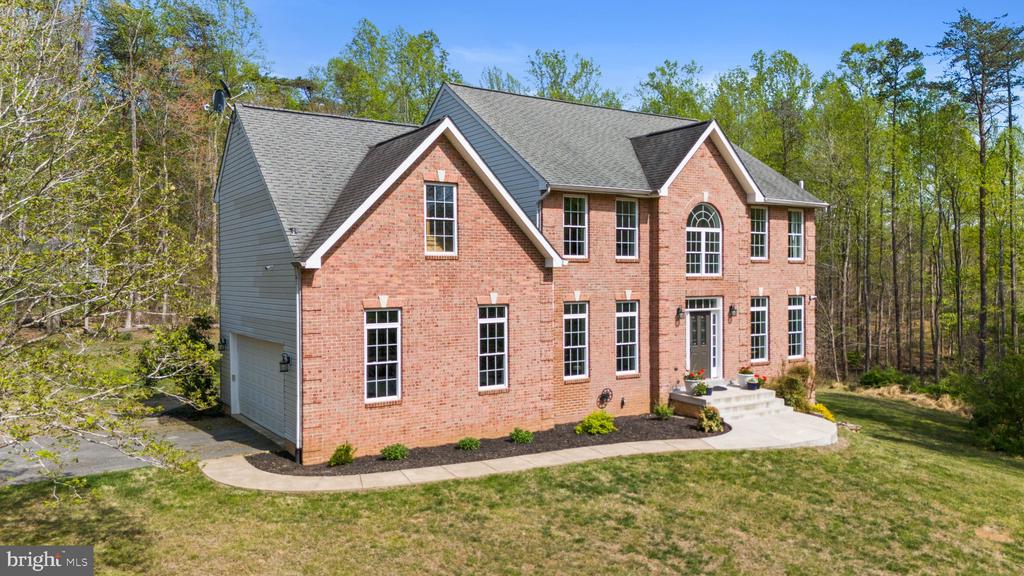 10448 WHEATLEY SCHOOL RD, MARSHALL, Virginia 20115, 5 Bedrooms Bedrooms, ,4 BathroomsBathrooms,Residential,10448 WHEATLEY SCHOOL RD,VAFQ2022398 MLS # VAFQ2022398
