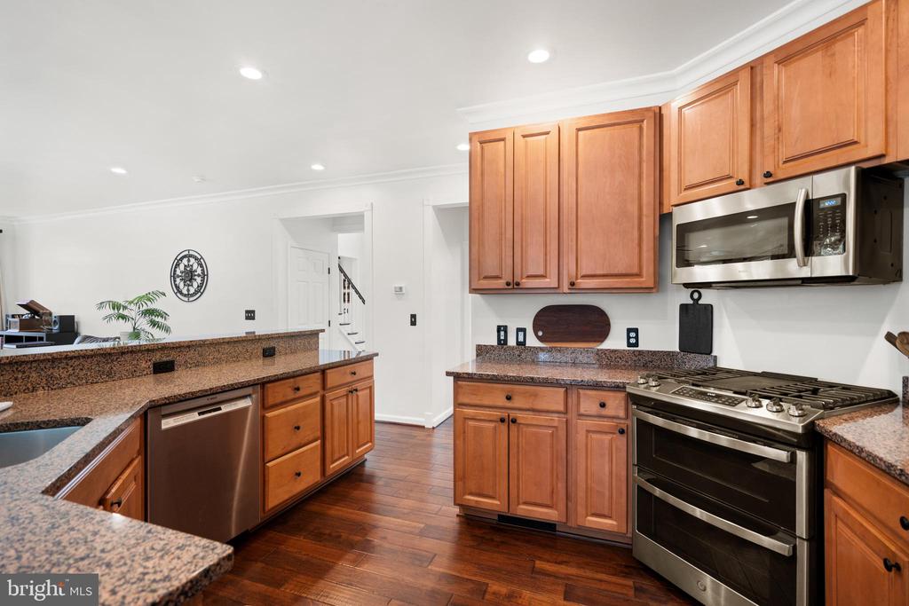 10448 WHEATLEY SCHOOL RD, MARSHALL, Virginia 20115, 5 Bedrooms Bedrooms, ,4 BathroomsBathrooms,Residential,10448 WHEATLEY SCHOOL RD,VAFQ2022398 MLS # VAFQ2022398