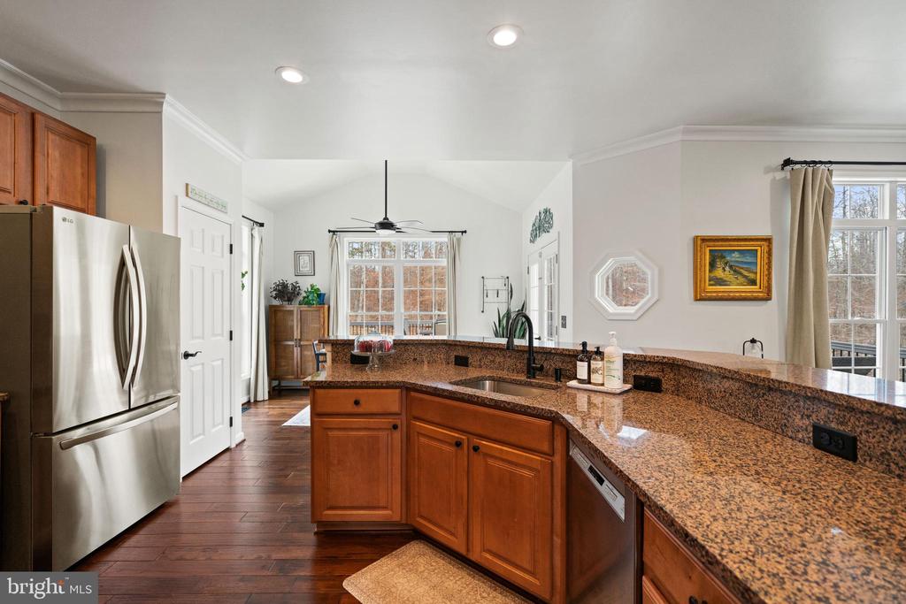 10448 WHEATLEY SCHOOL RD, MARSHALL, Virginia 20115, 5 Bedrooms Bedrooms, ,4 BathroomsBathrooms,Residential,10448 WHEATLEY SCHOOL RD,VAFQ2022398 MLS # VAFQ2022398