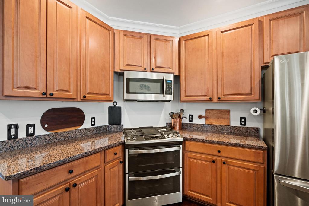 10448 WHEATLEY SCHOOL RD, MARSHALL, Virginia 20115, 5 Bedrooms Bedrooms, ,4 BathroomsBathrooms,Residential,10448 WHEATLEY SCHOOL RD,VAFQ2022398 MLS # VAFQ2022398