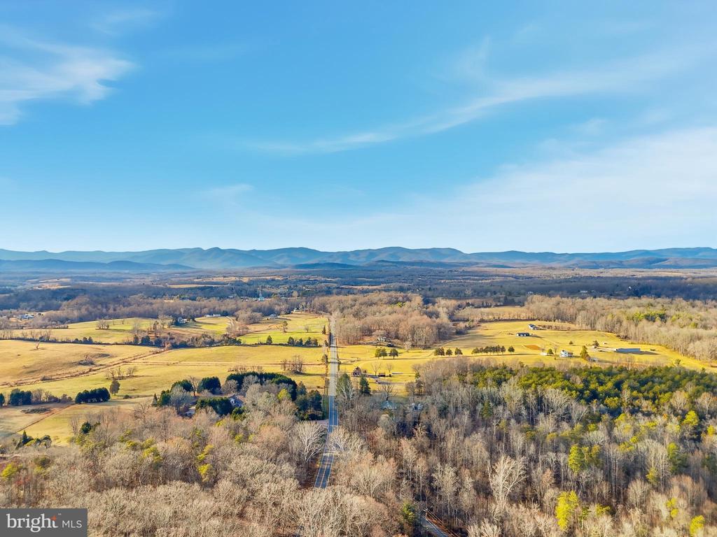 9071 SPERRYVILLE PIKE, CULPEPER, Virginia 22701, 1 Bedroom Bedrooms, ,1 BathroomBathrooms,Residential,9071 SPERRYVILLE PIKE,VACU2013924 MLS # VACU2013924